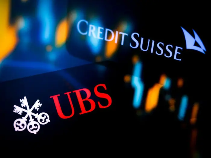 UBS Pauses Credit Suisse Wealth Transfers Amid Integration Challenges