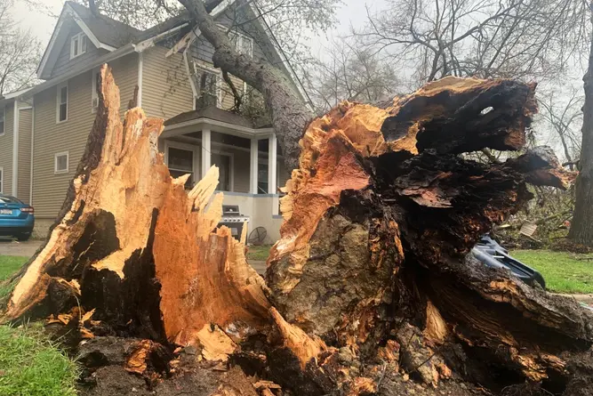 Wisconsin Flooding Traps Drivers After Storms