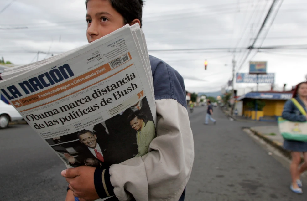 La Nación newspaper visa controversy Costa Rica